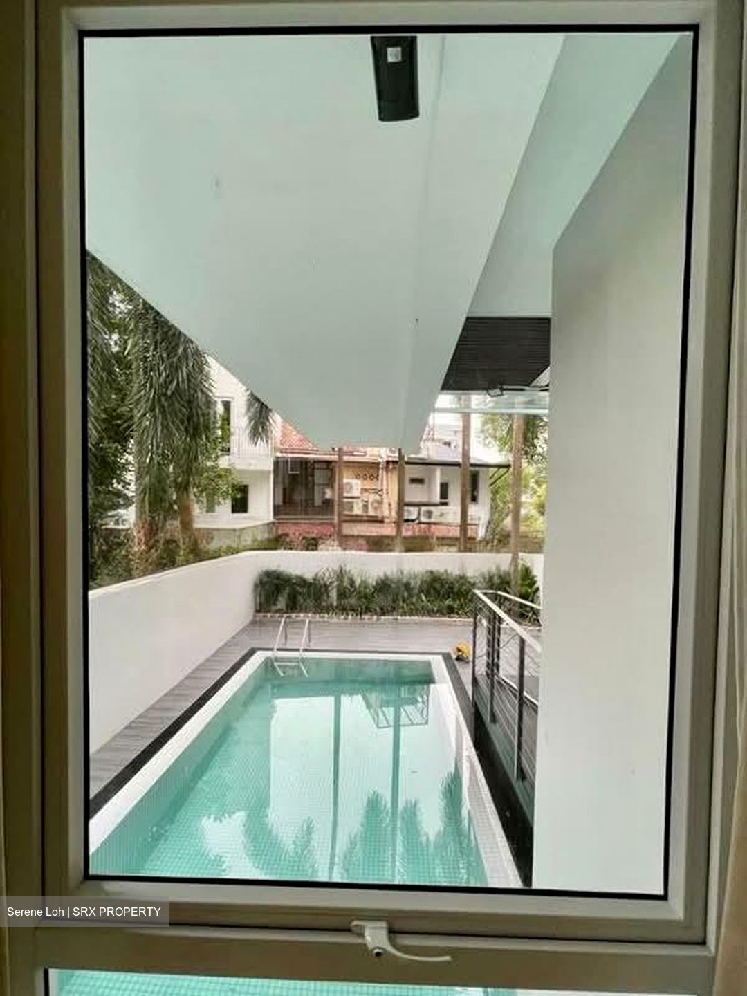 Riviera Drive (D16), Detached #581839581